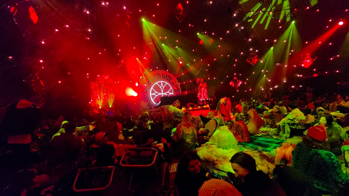 Large venue with people lying back